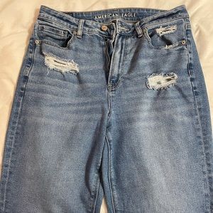 American Eagle medium wash mom straight jeans
